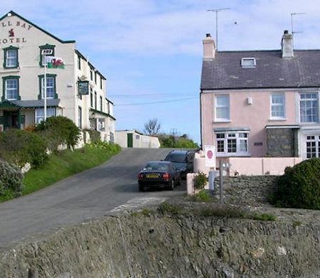 Bull Bay Hotel Amlwch ภายนอก รูปภาพ