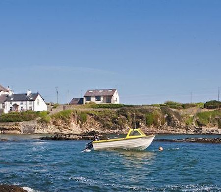 Bull Bay Hotel Amlwch ภายนอก รูปภาพ