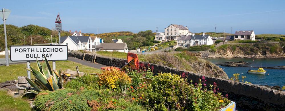 Bull Bay Hotel Amlwch ภายนอก รูปภาพ